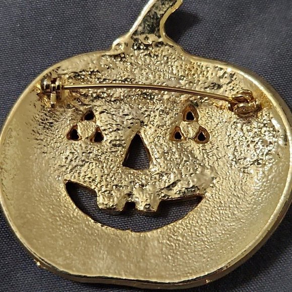 Enamel Brooch PUMPKIN orange for Halloween or Fall! Vintage - Picture 5 of 5